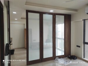 Room in 1 BHK Apartment at Omkar Vive, Kurla – for Rent