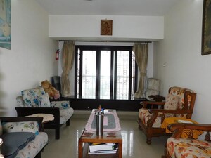 Living Room in 4 BHK Apartment at Matunga West – for Sale