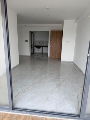 Room in 3 BHK Apartment at Mangalwar Peth – for Sale
