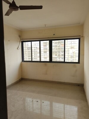 Room in 3 BHK Apartment at Ghalot Majesty, Seawoods – for Sale