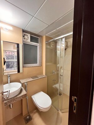 Bathroom in 1 BHK Apartment at LnT Veridian, Powai – for Rent