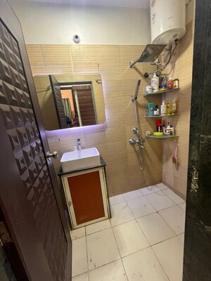 Bathroom in 1.5 BHK Apartment at DB Orchid Ozone, Dahisar East – for Rent