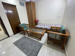 Living Room in 1 BHK Builder Floor at Sector 38 – for Rent