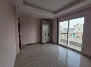 Room in 4 BHK Builder Floor at Huda HBC Society, Sector 9 – for Sale