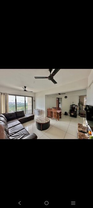 2 BHK Apartment For Rent in Basil Skyline, Tragad