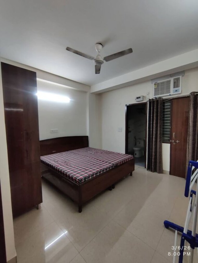 Bedroom, sector 57 2 Bedroom 1280 Sq.Ft. Builder Floor In Sector 57 Gurgaon 10655888