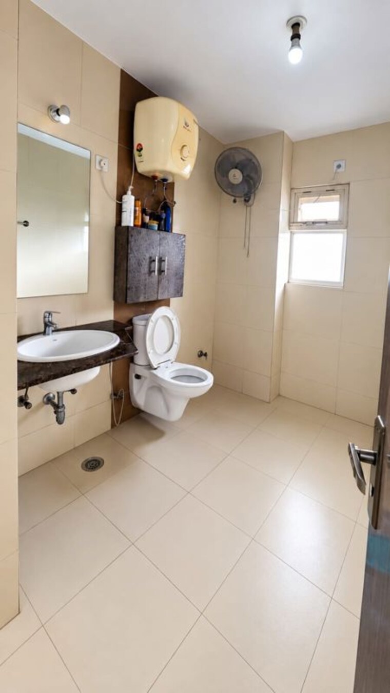 Bathroom, ifci-21st-milestone-residency 3 Bedroom 1629 Sq.Ft. Apartment In Raj Nagar Ghaziabad 10655892