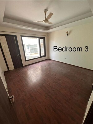 Room in 3 BHK Builder Floor at Ansal Palam Triangle, Palam Vihar Extension – for Rent