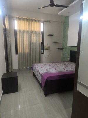 Bedroom in 2 BHK Builder Floor at Sector 7 Dwarka – for Rent