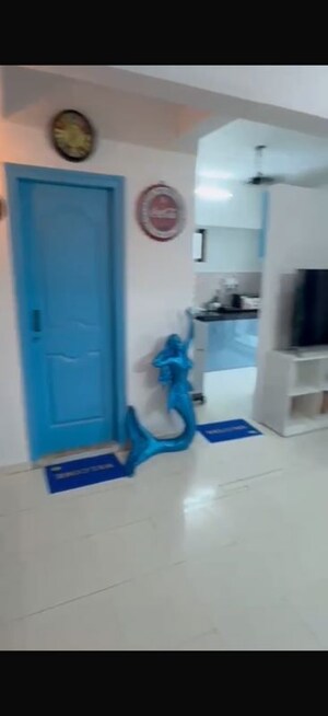 Living Room in 1 BHK Apartment at New Jay Palace, Yari Road – for Rent