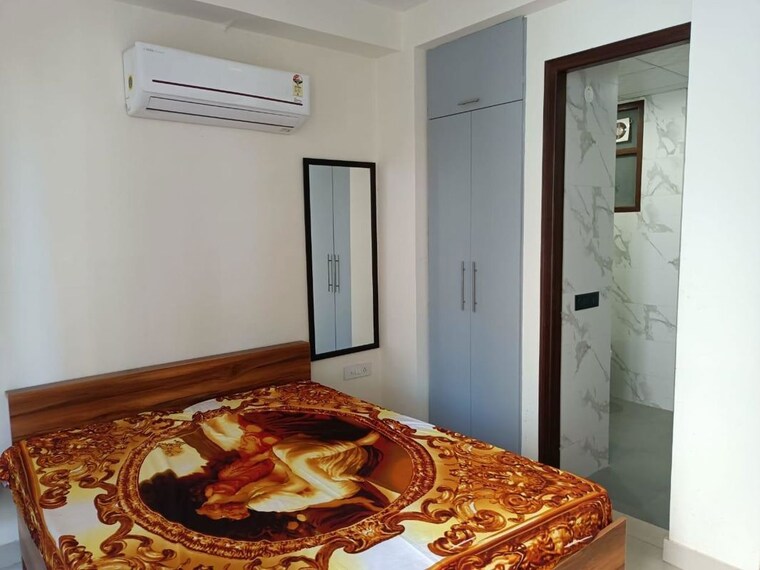 Bedroom, sector 56 1 Bedroom 700 Sq.Ft. Builder Floor In Sector 56 Gurgaon 10655939