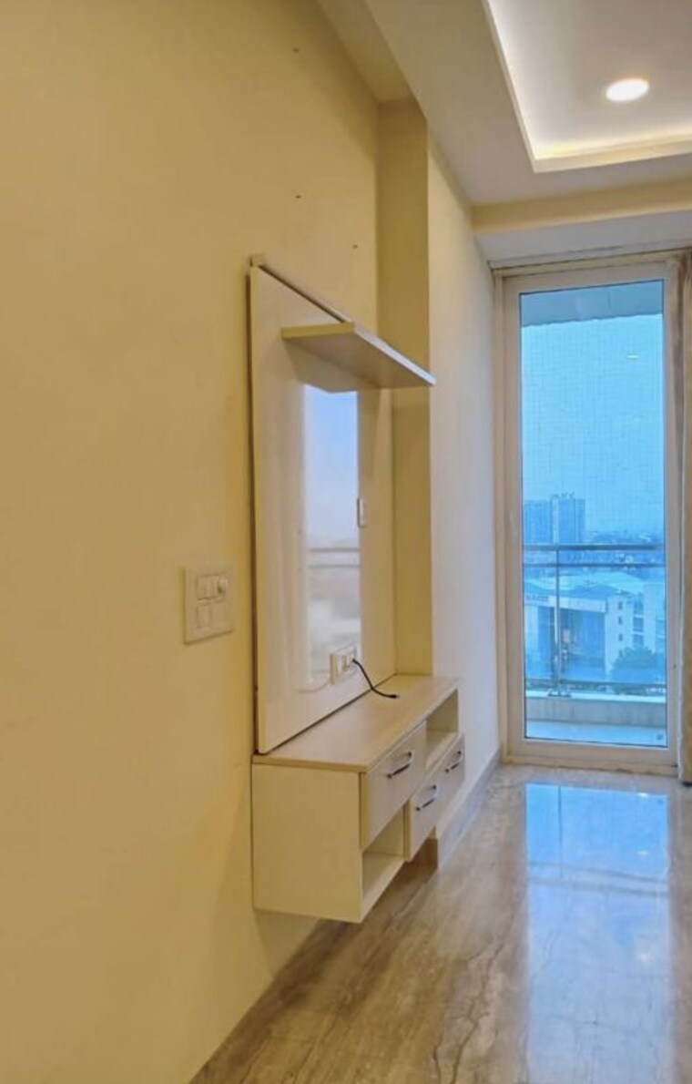 Room, rwa-apartments-sector-40 4 Bedroom 135 Sq.Mt. Independent House In Sector 40 Noida 10655962