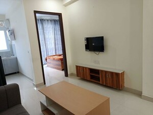 Furnished Amenities in 1 BHK Builder Floor at Sector 55 – for Rent