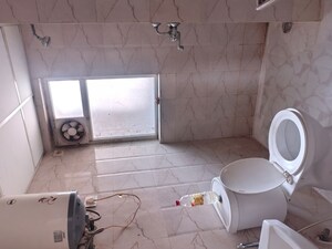 Bathroom in 3.5 BHK Apartment at Amrapali Leisure Park, Amrapali Leisure Valley – for Rent