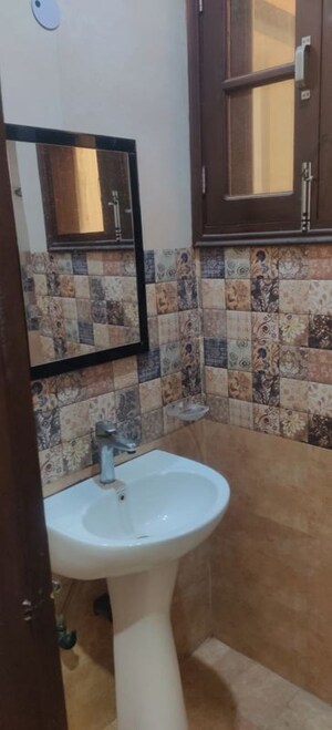 Bathroom in 2 BHK Apartment at Arun Vihar Sector 37, Sector 37 – for Rent