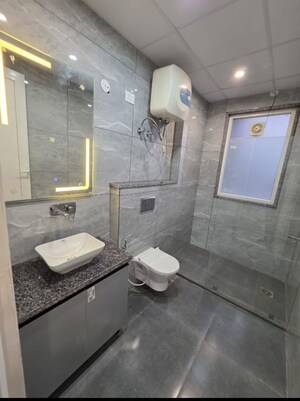 Bathroom in 2 BHK Builder Floor at Sector 27 – for Rent