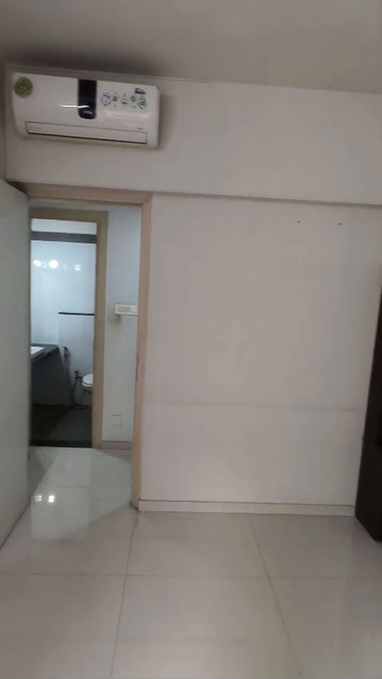 Room, rustomjee-urbania-azziano 2 Bedroom 853 Sq.Ft. Apartment In Thane West Thane 10656045