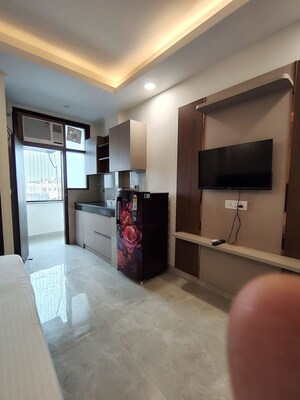 Living Room in 2 BHK Builder Floor at Akshat Floor B 708, Sector 43 – for Rent