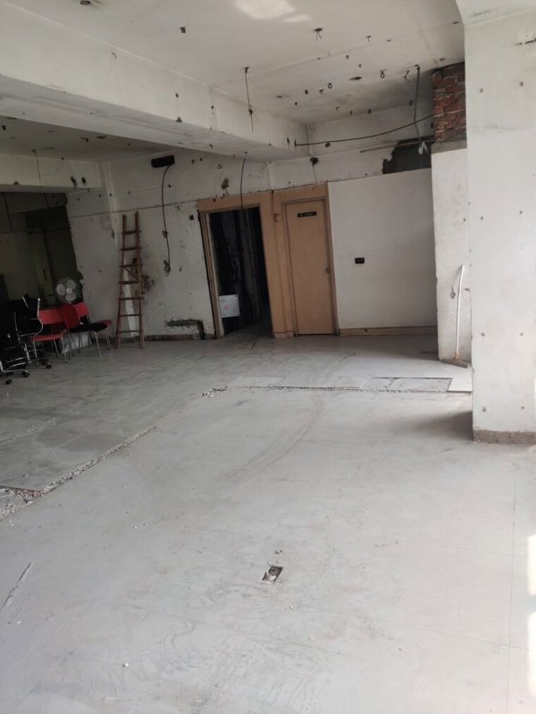 Room, yusuf sarai Commercial Office Space 3200 Sq.Ft. In Yusuf Sarai Delhi 10656044