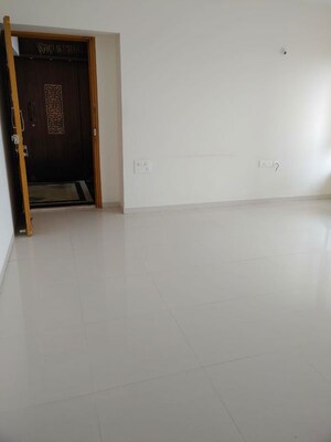Room in 3 BHK Apartment at Nyati Esplanade, Bavdhan – for Sale