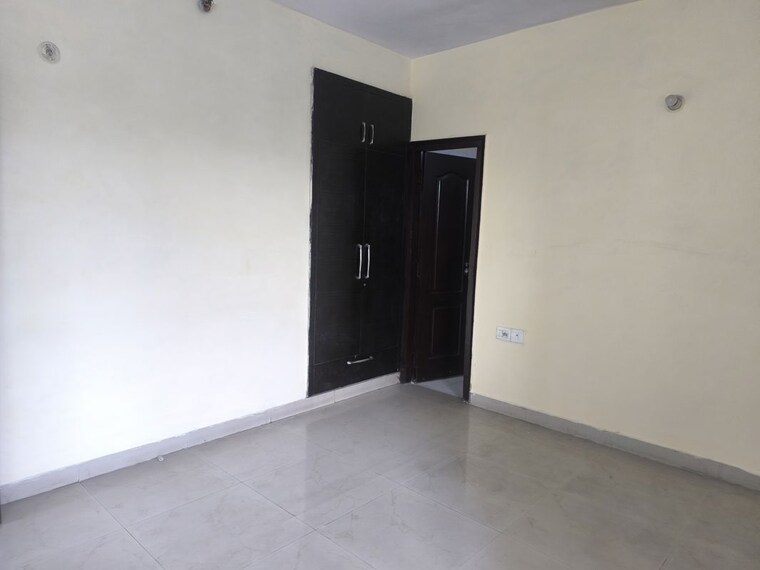 Room, rps-central 2.5 Bedroom 1339 Sq.Ft. Apartment In Sector 88 Faridabad 10656106