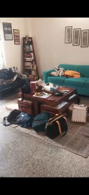 Living Room in 2 BHK Builder Floor at Arjun Nagar – for Rent