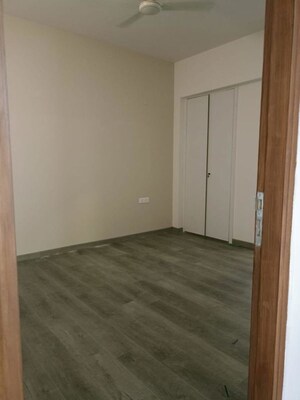 Room in 3 BHK Apartment at ABA Ivy County, Sector 75 – for Rent