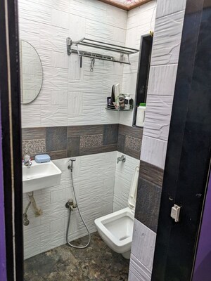 Bathroom in 2 BHK Apartment at Vimla Plaza, Ghansoli – for Rent