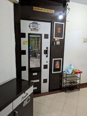 Living Room in 2 BHK Apartment at Vimla Plaza, Ghansoli – for Rent