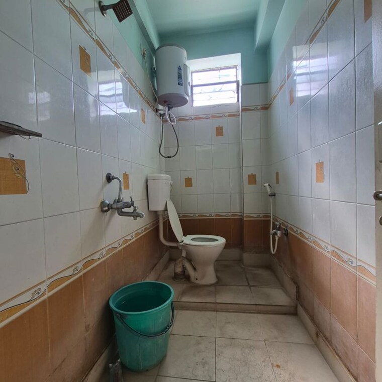 Bathroom, btm layout stage 2 2 Bedroom 1000 Sq.Ft. Apartment In Btm Layout Stage 2 Bangalore 10656123