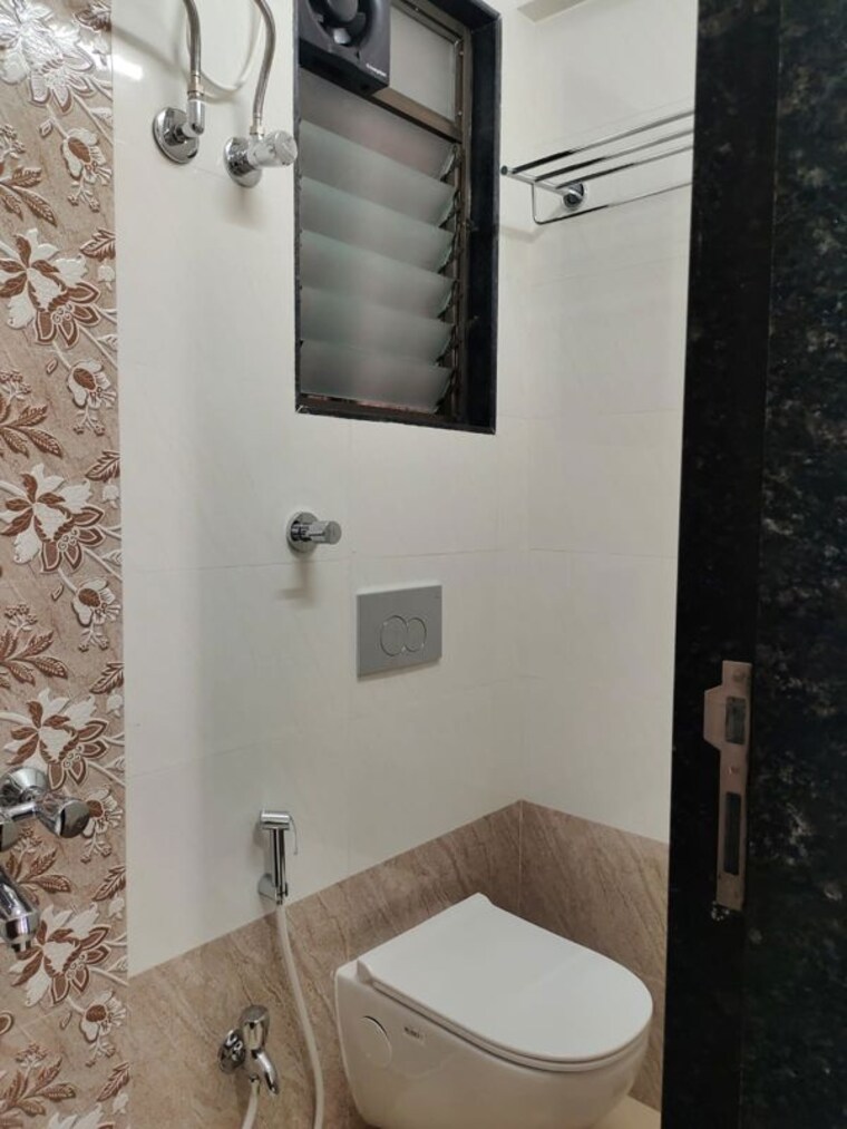 Bathroom, vimla-plaza 2 Bedroom 1200 Sq.Ft. Apartment In Ghansoli Navi Mumbai 10656155