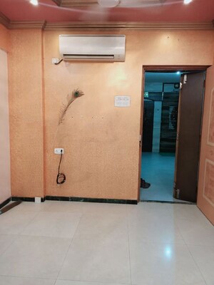 Room in 2.5 BHK Apartment at Vimla Plaza, Ghansoli – for Rent