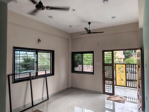 Room in 3 BHK Independent House at Gorewada – for Rent