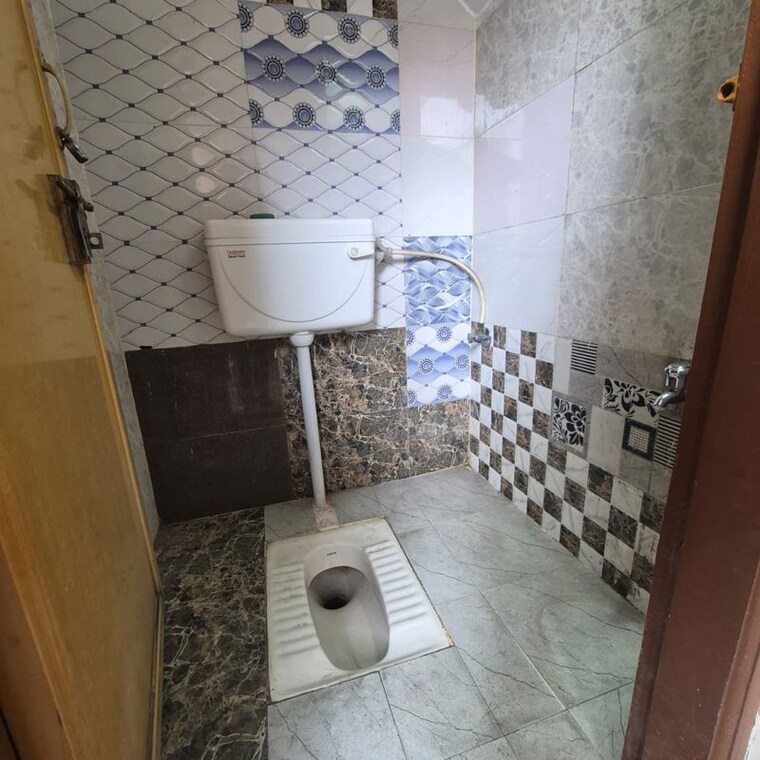 Bathroom, btm layout stage 2 1 RK 300 Sq.Ft. Independent House In Btm Layout Stage 2 Bangalore 10656171