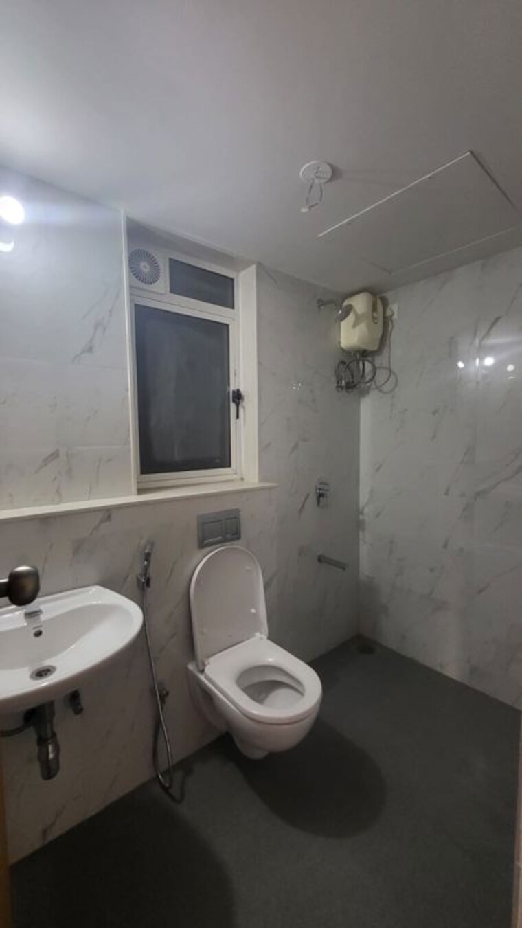 Bathroom, lodha-codename-premier 2 Bedroom 572 Sq.Ft. Apartment In Dombivli East Thane 10656183