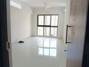 1 BHK Apartment For Rent in Runwal Gardens, Dombivli East