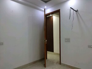 Room in 1 BHK Builder Floor at Chattarpur – for Rent