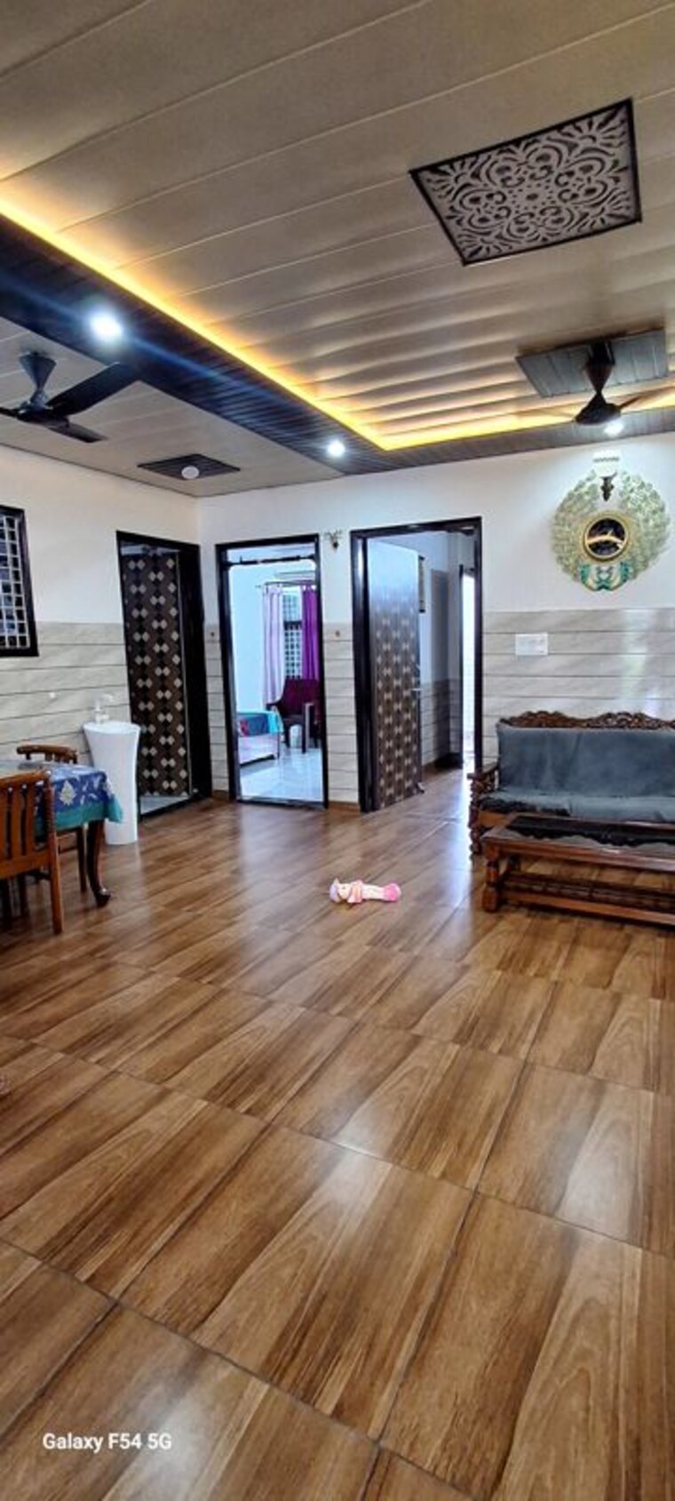  Parking, balaji-enclaves 4 Bedroom 150 Sq.Yd. Apartment In Govindpuram Ghaziabad 10656218