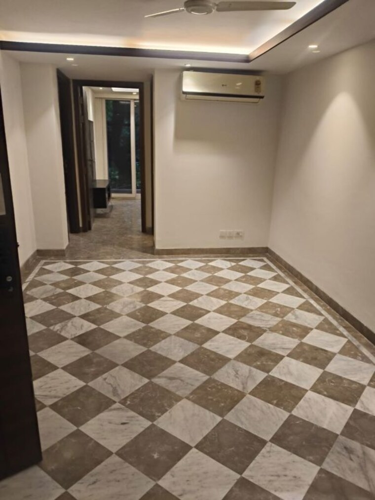 Room, panchsheel enclave 3 Bedroom 276 Sq.Ft. Builder Floor In Panchsheel Enclave Delhi 10656242