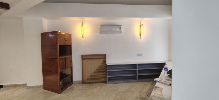 Room, sector 55 1 RK 270 Sq.Ft. Builder Floor In Sector 55 Gurgaon 10656258