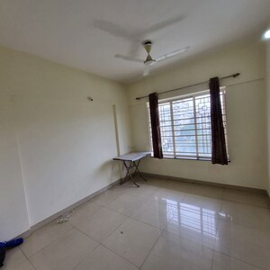 Room in 2.5 BHK Apartment at Aditya Green Zone, Baner – for Rent