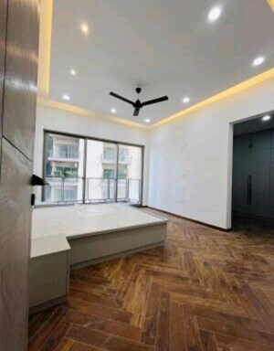 Room in 3 BHK Apartment at Shalimar One World Belvedere Court 3, Gomti Nagar – for Rent