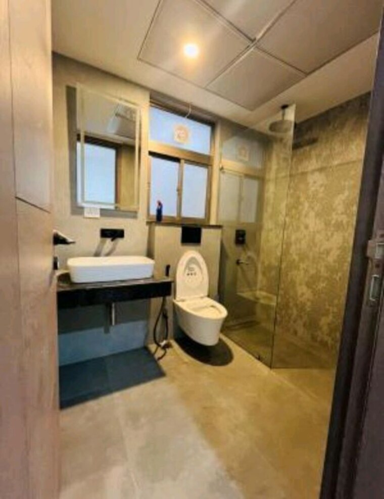 Bathroom, shalimar-one-world-belvedere-court-3 3 Bedroom 2155 Sq.Ft. Apartment In Gomti Nagar Lucknow 10656267