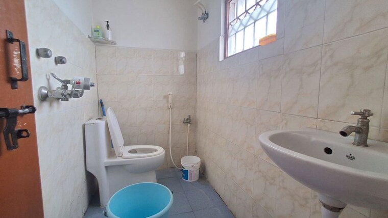 Bathroom, sai-leela-enclave 2.5 Bedroom 1250 Sq.Ft. Apartment In Kapra Hyderabad 10656252