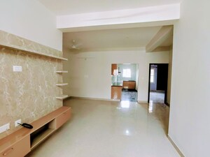 Room in 2 BHK Builder Floor at Hsr Layout – for Rent