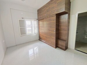 Room in 2 BHK Builder Floor at Hsr Layout – for Rent