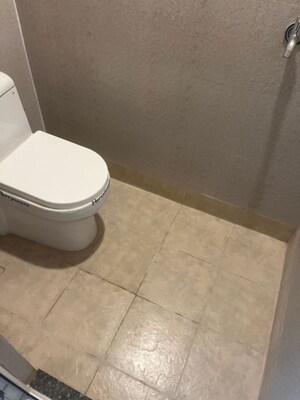 Bathroom in 4 BHK Apartment at ABA Ivy County, Sector 75 – for Rent