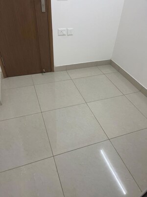 Bathroom in 4 BHK Apartment at ABA Ivy County, Sector 75 – for Rent
