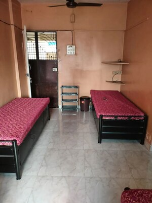 Pg For Rent in Dadar West