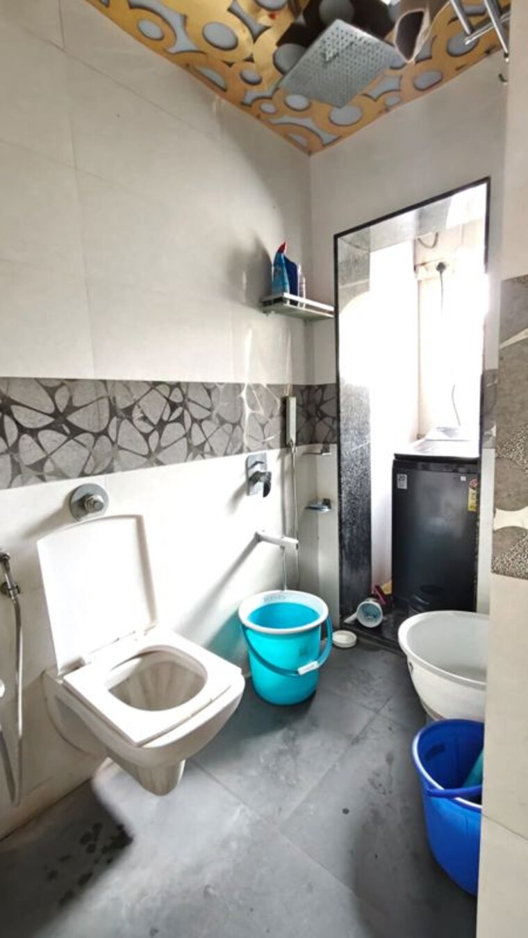 Bathroom, sankalp-chs-malad-east 1 Bedroom 421 Sq.Ft. Apartment In Malad East Mumbai 10656311